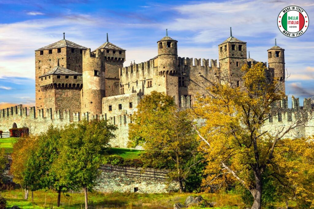 Fénis Castle: the scenic medieval residence in the Aosta Valley